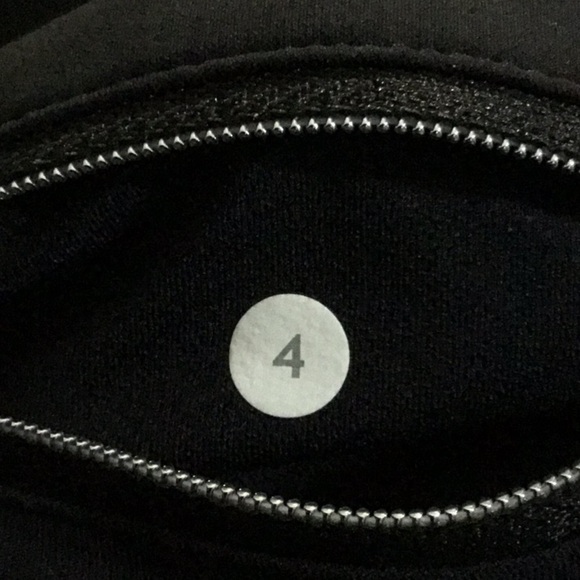 Lululemon Run Inspire Crop II Reflective legging Size 4 - Picture 15 of 16